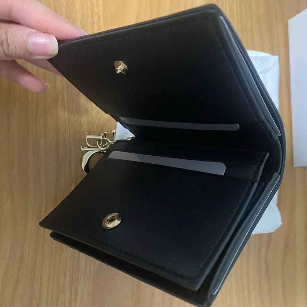 [NWT] Lady Dior Medium Quilted Wallet